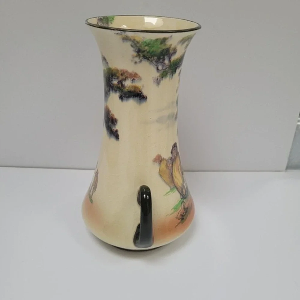Royal Doulton Vintage Vase Old English Sack Race‎ D3470 Antique